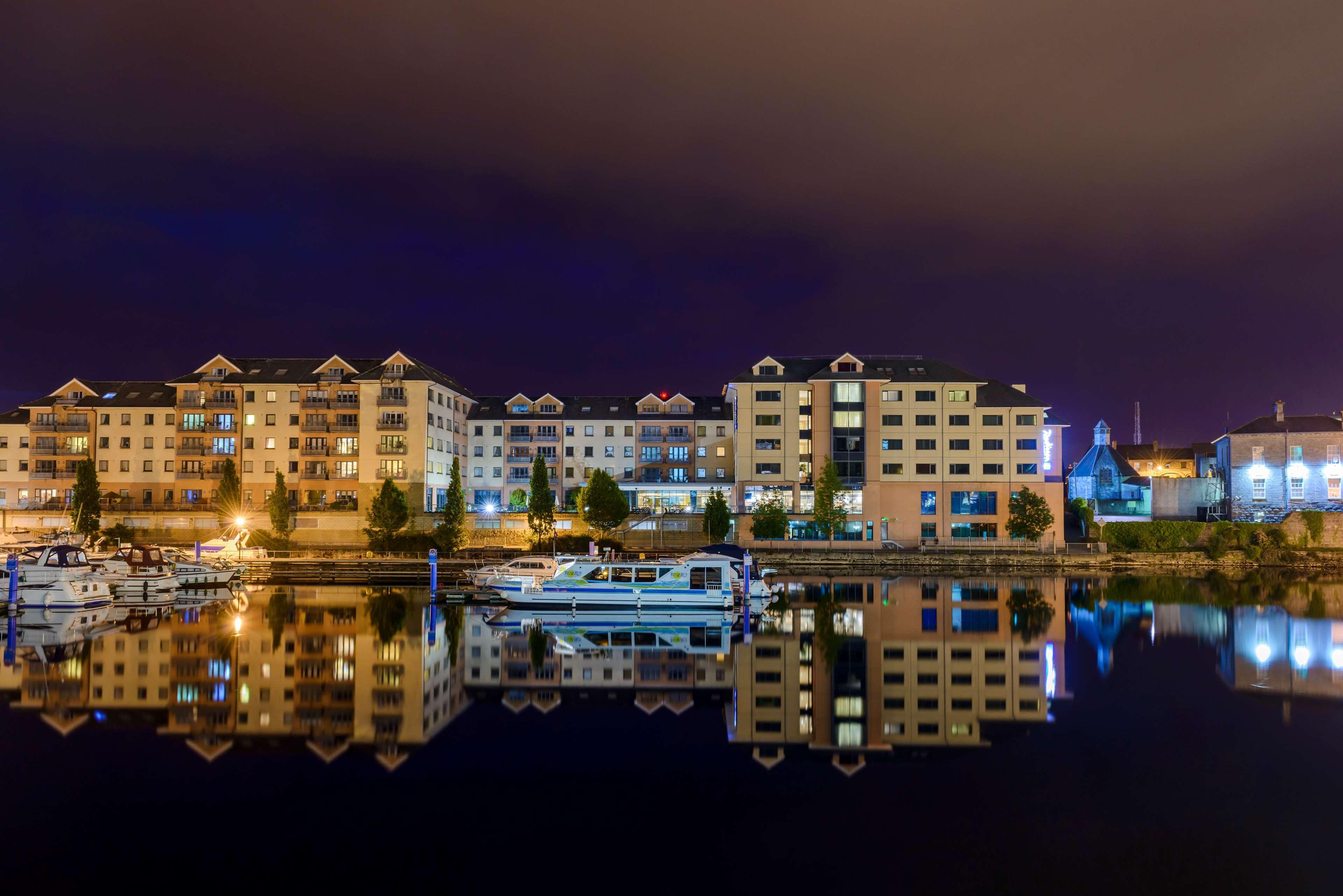 Radisson Blu Hotel, Άθλον Εξωτερικό φωτογραφία