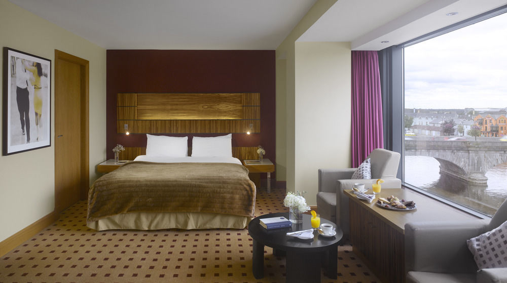 Radisson Blu Hotel, Άθλον Εξωτερικό φωτογραφία